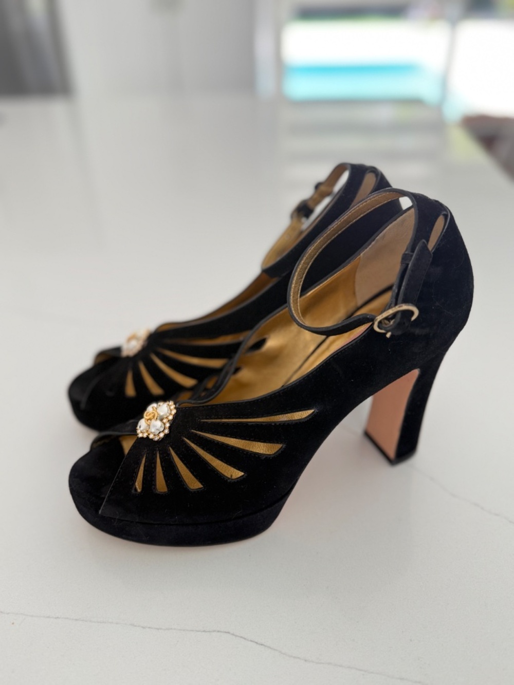 Chanel Suede Pearl Shamrock CC Heeled Sandals Black Heels Sz 40